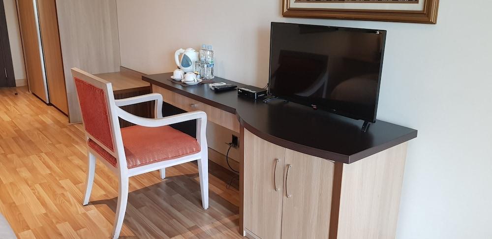 Mutiara Suites Dżakarta Zewnętrze zdjęcie